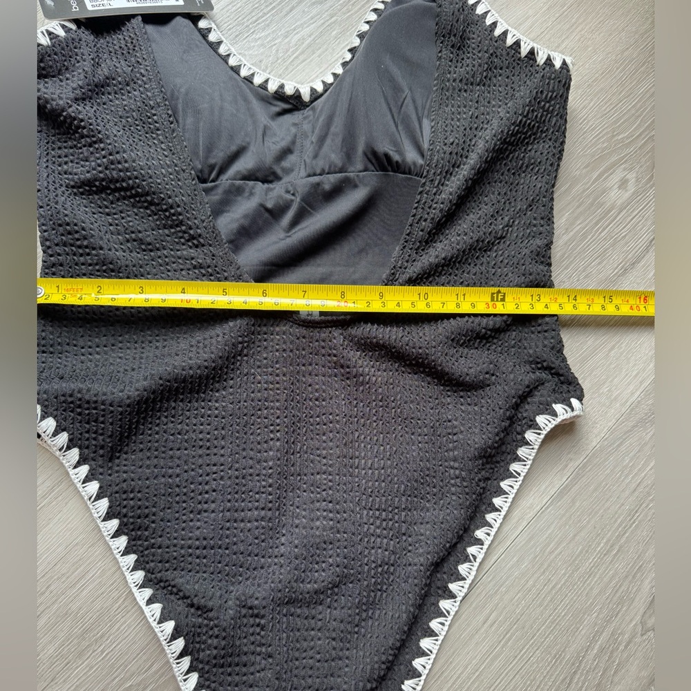 Bebe Black Texture Rib One-Piece Swimsuit with White Trim nwt - Picture 4 of 5